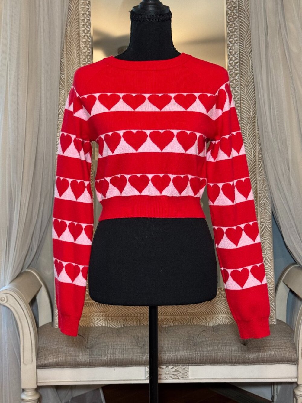 ❤️ Altar’d State Juliette Heart Cropped Sweater Red Pink S Valentine - Picture 2 of 9